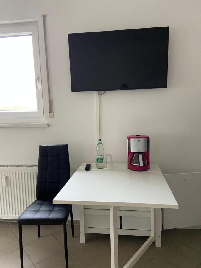 Kraichgau # 1-Zkd Mit Ebk, Modern Und Barrierefrei, Monteurzimmer, Self-Check-In Ittlingen Exterior foto